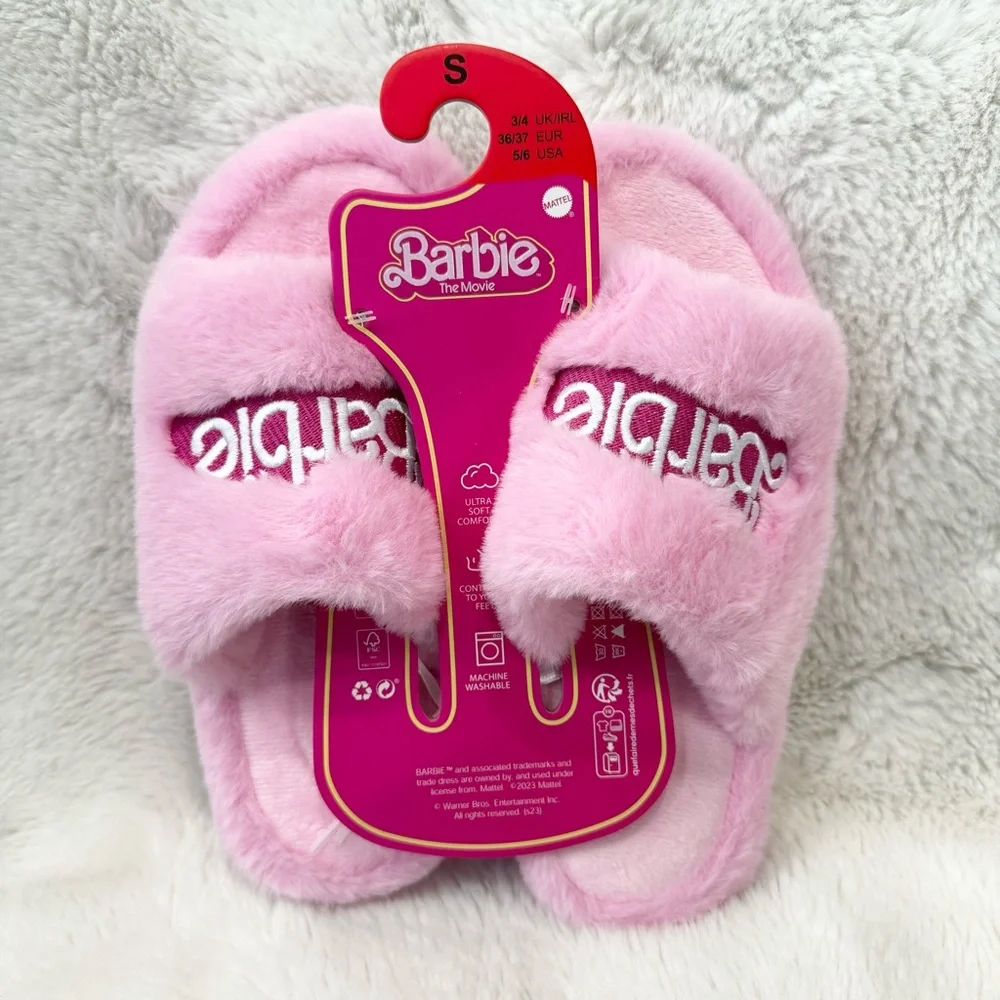 *NEW* Barbie Pink Slippers Size S (5/6) - Picture 2 of 13